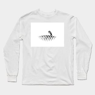 House sparrow nonchanlty perching on palm frond Long Sleeve T-Shirt